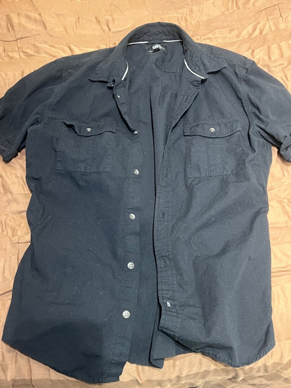 Rock & Republic Black Short-Sleeve Button-Down Shirt